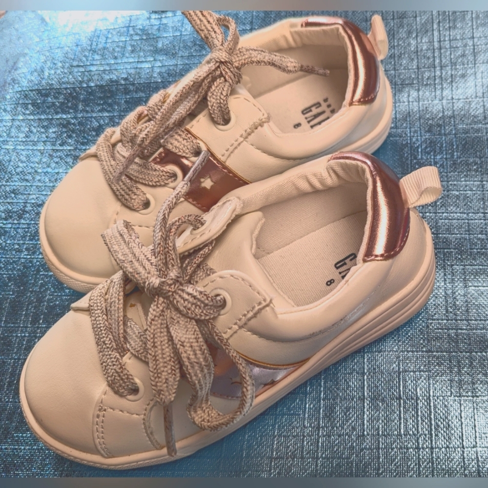 NWOT Baby Gap Tennies